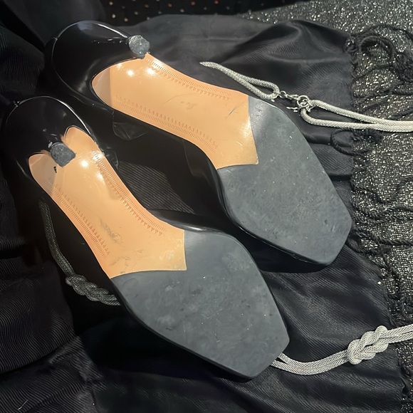 Gorgeous Alfani Heels - Picture 3 of 4